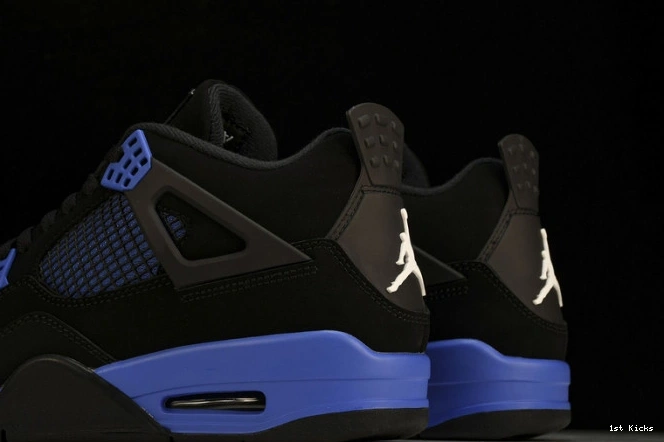 1st Kicks Black 4 CT8527-018 Retro Game Jordan Royal 0822